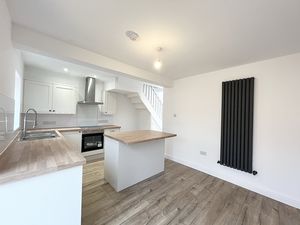 Photo 11- click for photo gallery